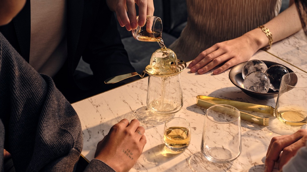 Ardray blended scotch whisky served over ice