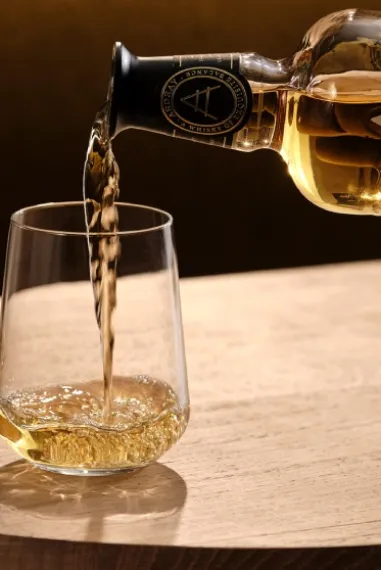 Ardray blended Scotch whisky being poured into glass