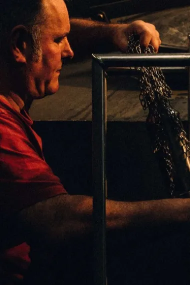 ardray making the whisky man working at distillery