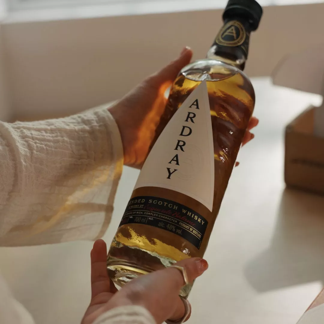 Ardray blended Scotch whisky bottle